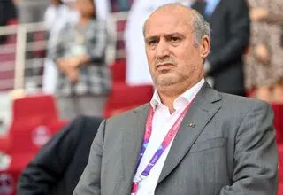 تاج روی نظم‌دهی تماشاگران تمرکز می‌کند