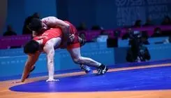 پیروزی امامی مقابل کشتی‌گیر قرقیز/ یونس به نیمه‌نهایی رسید