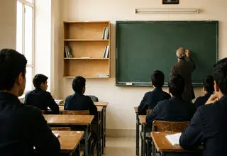 آموزش در تگنا با کمبود آموزگار/ چرا کلاس‌های درس ایران هر روز شلوغ‌تر می‌شوند؟