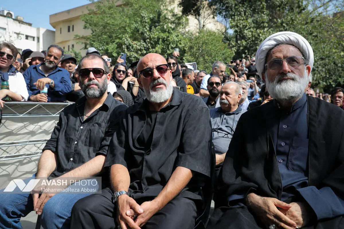 تشییع پیکر زنده یاد «اکبر عبدی»
