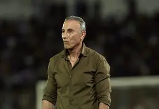درخشان: استقلال نباید به ای اف سی معرفی شود
