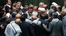مردم زیر بار بحران خمیده شدند و پایداری‌ها از حجاب، جن و حمام گفتند