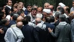 مردم زیر بار بحران خمیده شدند و پایداری‌ها از حجاب، جن و حمام گفتند