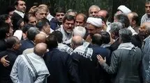 مردم زیر بار بحران خمیده شدند و پایداری‌ها از حجاب، جن و حمام گفتند