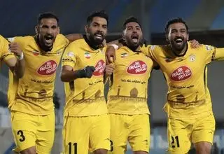 غول کش تراکتور را هم برد