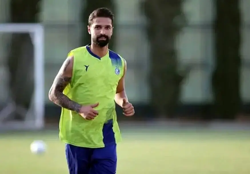 سهرابیان از استقلال اخراج شد