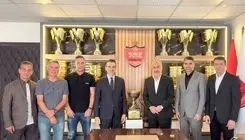 حضور سفیر اسپانیا در باشگاه پرسپولیس
