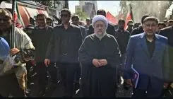 حضور آیت الله آملی لاریجانی در تشییع رهبر شهید ایران