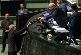 پیشنهاد حقوق ورودی گمرکی به ازای هر یورو ۱۰۳ هزار تومان!