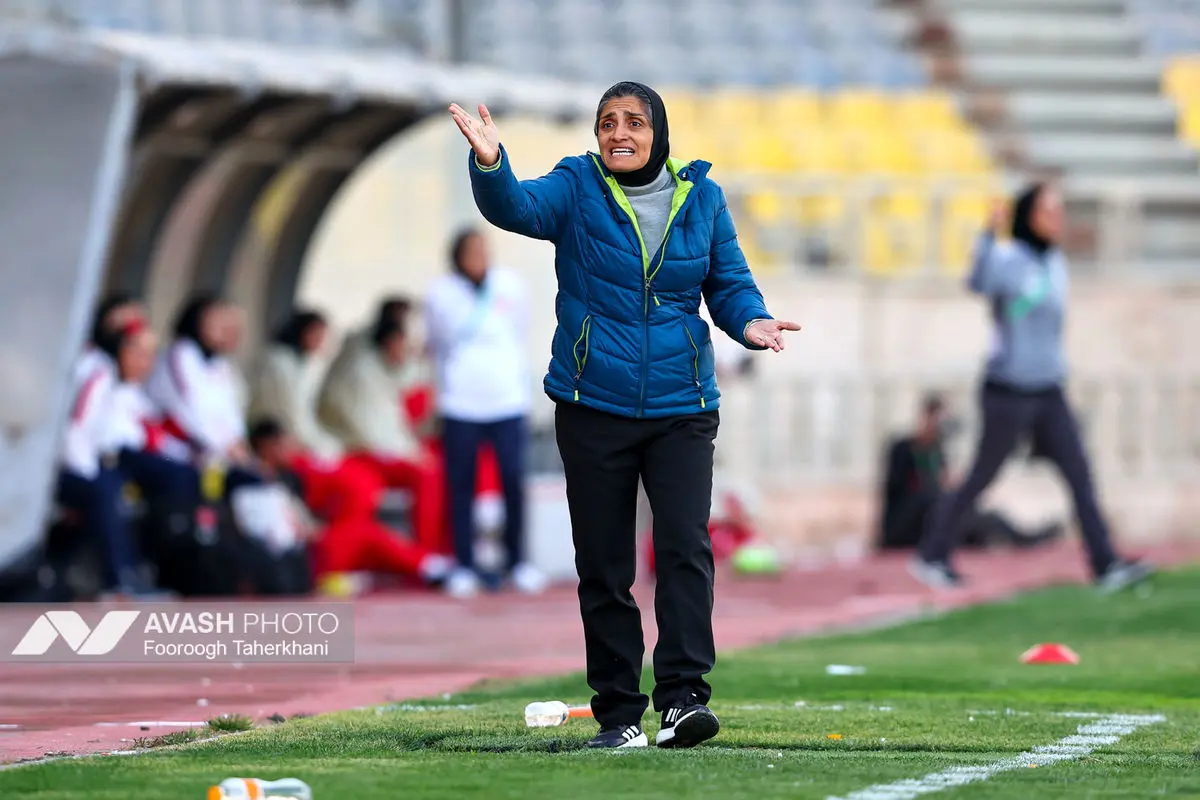 لیگ برتر فوتبال زنان - پرسپولیس و خاتون بم