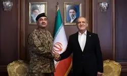دیدار فرمانده ارتش پاکستان با رئیس‌جمهور