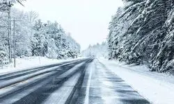 بارش برف در گردنه طالقان 