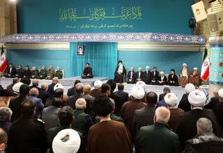 دیدار رمضانی کارگزاران نظام با رهبر انقلاب 