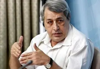 ایران از گردنه سخت اقتصادی عبور می‌کند؟