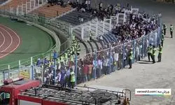 هوداران ملوان حتی یک ثانیه دست از تشویق برنداشتند