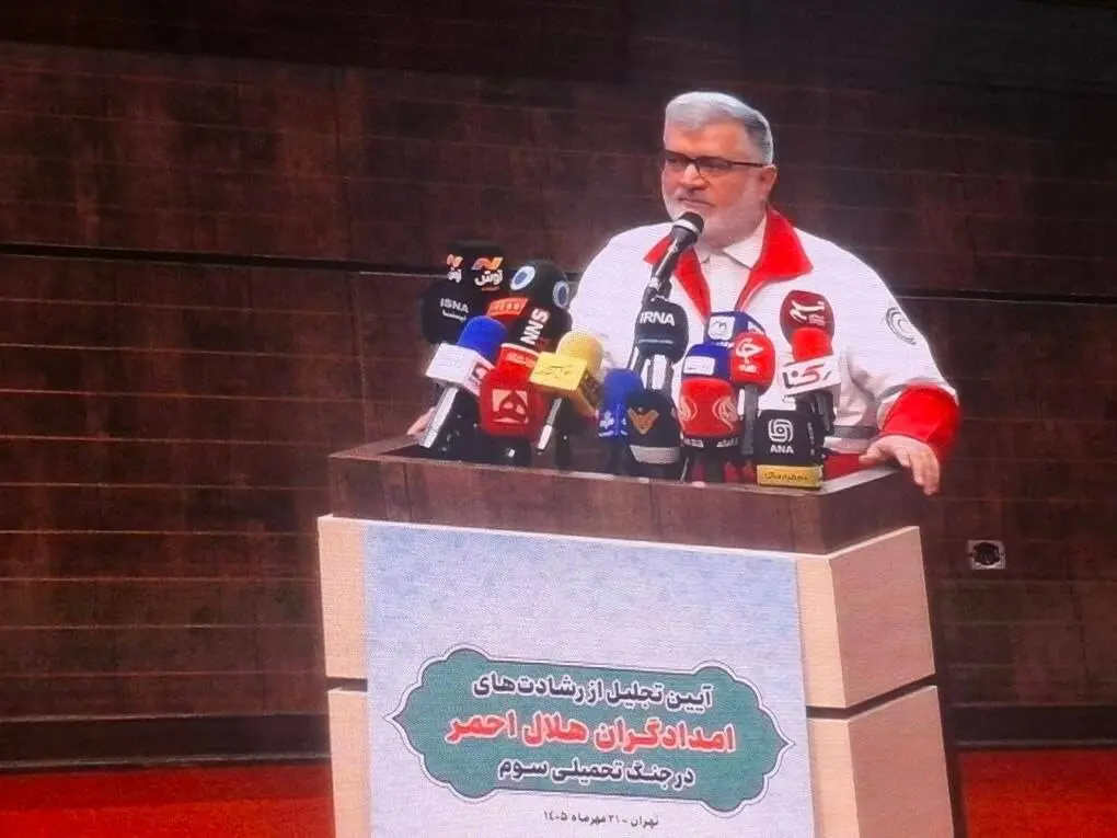بیشتر از ۴۵ درصد حملات دشمن در جنگ‌های اخیر به استان تهران بود 