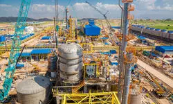 قرار است تولید صنعت پتروشیمی تا مرز ۱۹۰ میلیون تن افزایش یابد