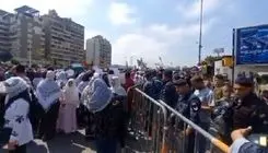 تجمع اعتراضی مقابل سفارت مصر در بیروت با درخواست بازگشایی گذرگاه رفح