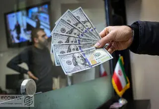 قیمت انواع ارزها در بازار؛ دلار  ۱۰۷ هزار و ۴۱۰ تومان فروخته شد