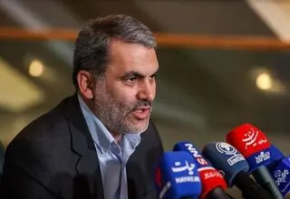 قالیباف زیر آوار گرفتار شد