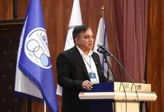 پاسخ جنجالی مدیرعامل تراکتور به تاجرنیا!
