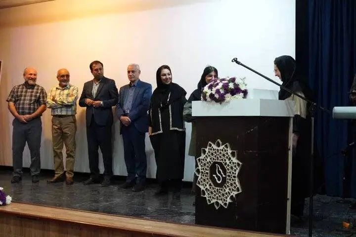 تقدیر از برگزیدگان چهارمین جشنواره تئاتر دانشگاه هنر سپهر