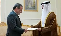 تسلیم رونوشت استوارنامه سفیر جدید امارات به وزیر امور خارجه کشورمان