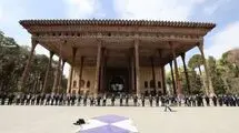 حلقه حفاظت انسانی از چهلستون
