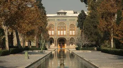 کاخ گلستان در سایه خطر «مروی‌سنتر»