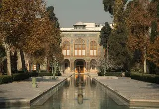 کاخ گلستان در سایه خطر «مروی‌سنتر»
