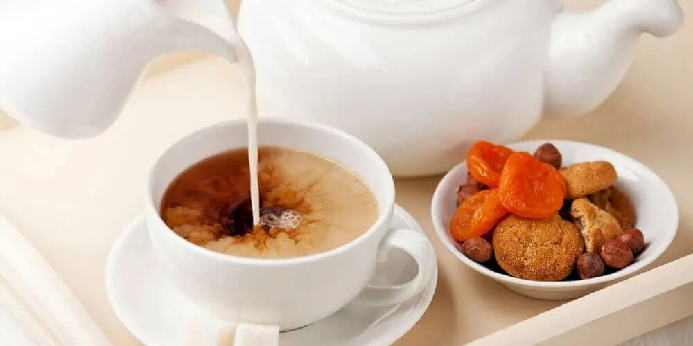 فواید شگفت انگیز شیر چای