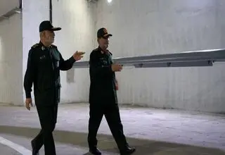 سردار سلامی در آشیانه زیر زمینی پهپادی سپاه: همه اجزای یک جنگ کامل را در اختیار داریم