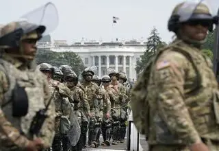ترامپ بعد از واشینگتن، شیکاگو را میدان جنگ می‌کند