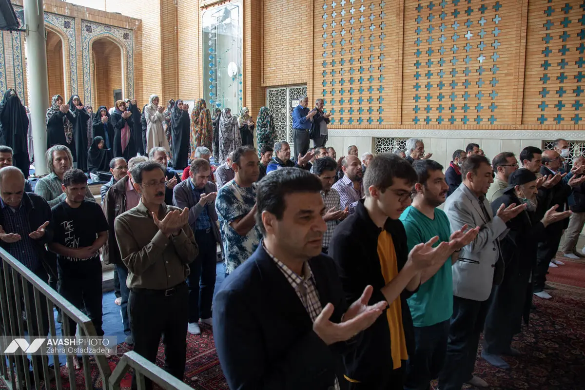 نماز عید فطر در مسجد جامع همت تجریش
