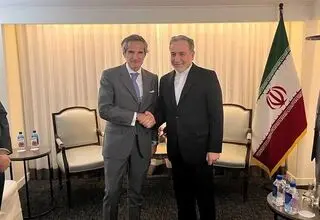 گروسی با عراقچی در ژنو دیدار کرد