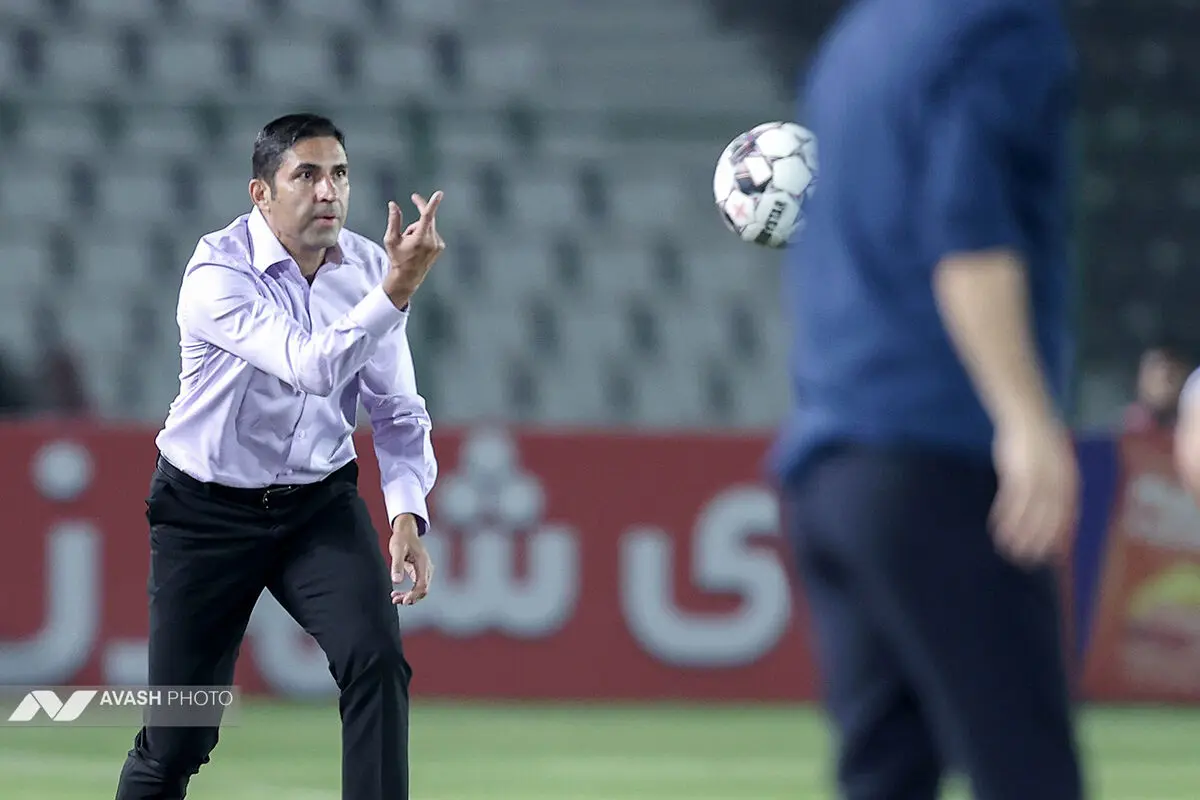 لیگ برتر فوتبال - پرسپولیس و گل‌گهر