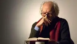 جایزه یک عمر تلاش در حوزه ادبیات به «محمود دولت‌آبادی» رسید