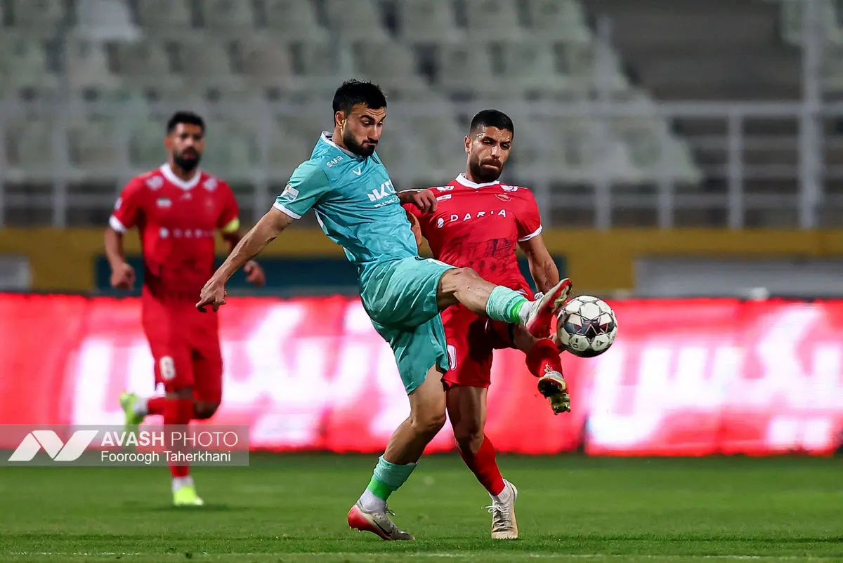 لیگ برتر فوتبال - پیکان و پرسپولیس