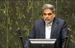 ایران حق دارد قاتل رهبر انقلاب را تعقیب کند/ ایران نمی‌تواند خاک آمریکا را هدف قرار دهد به همین دلیل پایگاه‌های آن را می‌زند