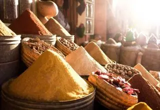 از گل‌ گاوزبان تا شیشه