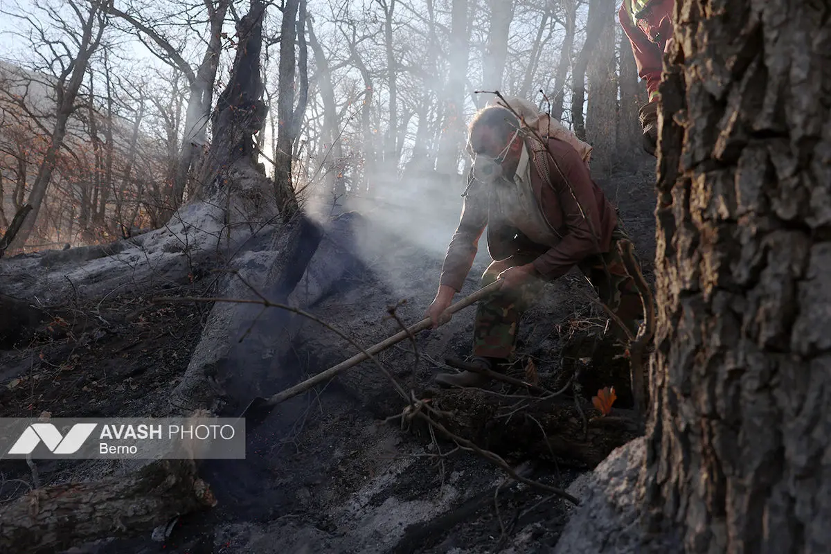 عملیات مهار آتش‌سوزی مناطق کوهستانی روستاهای دلیر و الیت
