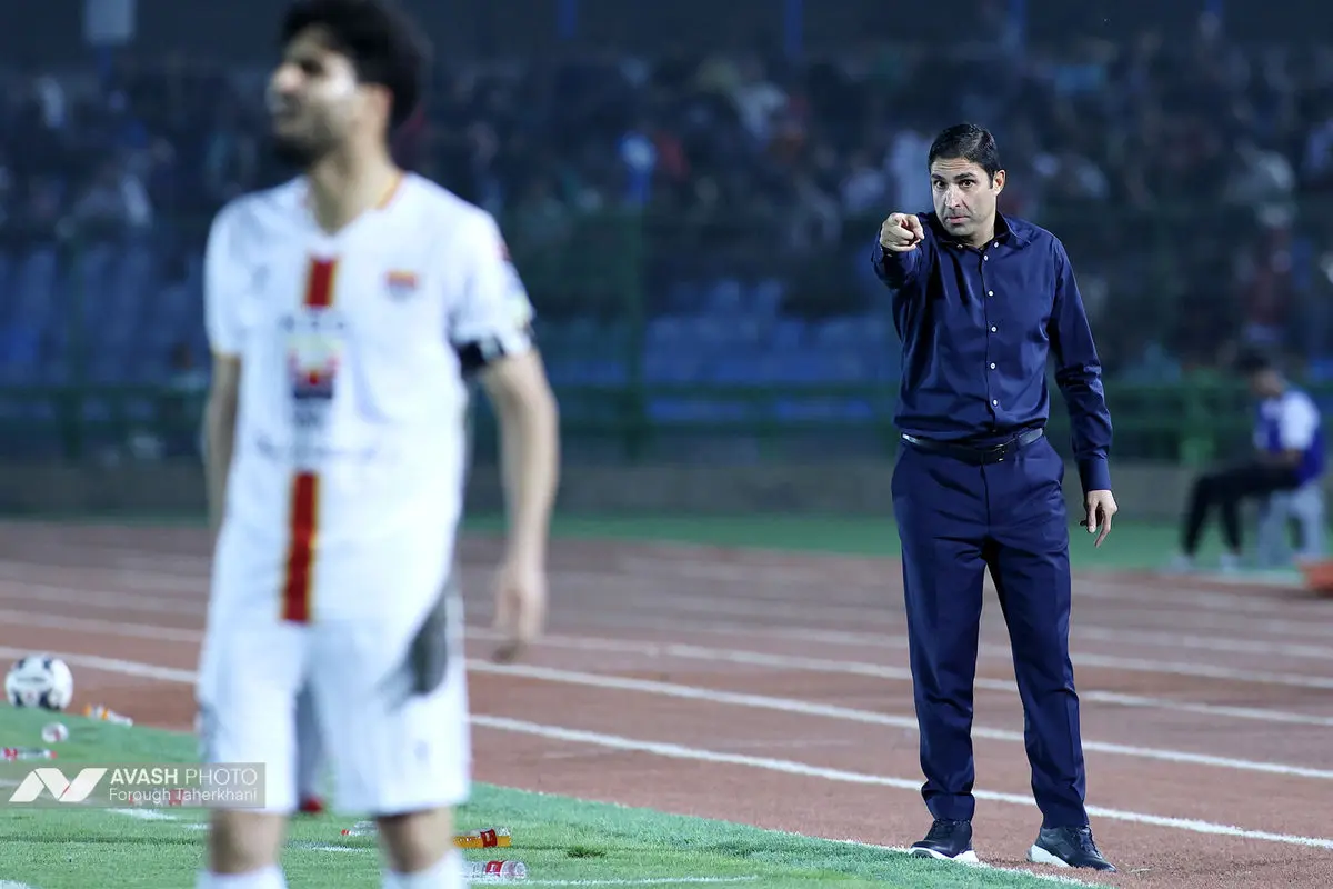لیگ برتر فوتبال - پرسپولیس و فولاد