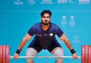 نصیری در یک‌ضرب اوت کرد