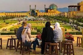 گردشگری در تعلیق
