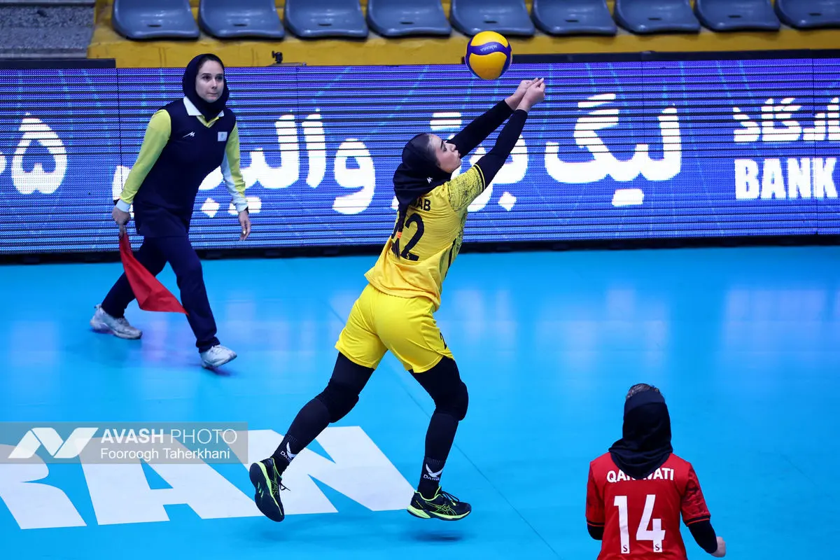 لیگ برتر والیبال زنان _ سایپا ۳ و نفت امیدیه صفر