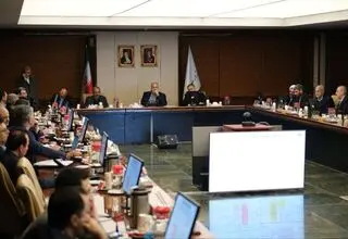 جلسه اضطراری مجمع نمایندگان استان تهران با وزیر نیرو درباره قطع برق