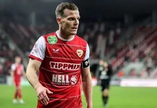 
حضور مدافع مجارستانی در تمرین پرسپولیس
