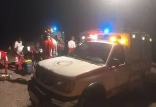 واژگونی اتوبوس حامل اتباع افغان ۴۸ مصدوم برجای گذاشت