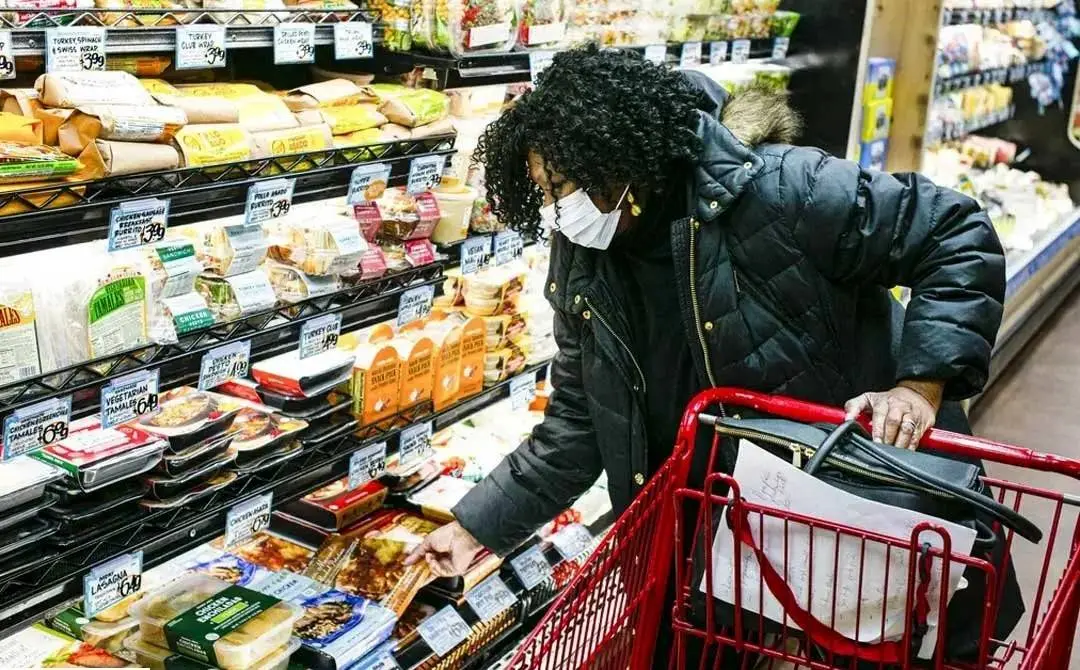 قیمت اجناس و کالاها برای مدت۶ ماه ثابت میماند؛ وعده اساسی دولت پزشکیان