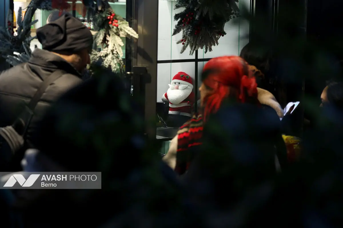 حال و هوای شب کریسمس - تهران